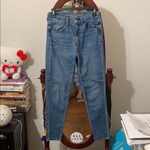 American Eagle Mom Jeans